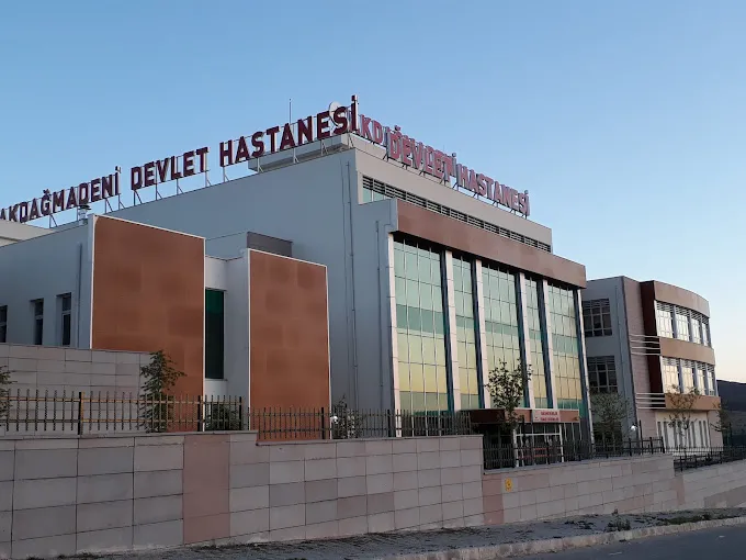 Akdağmadeni Şehit Sinan Babacan Devlet Hastanesi