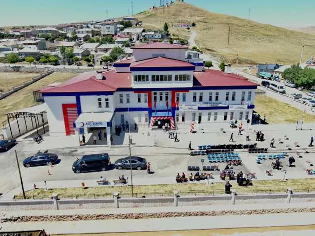 Demirözü İlçe Devlet Hastanesi