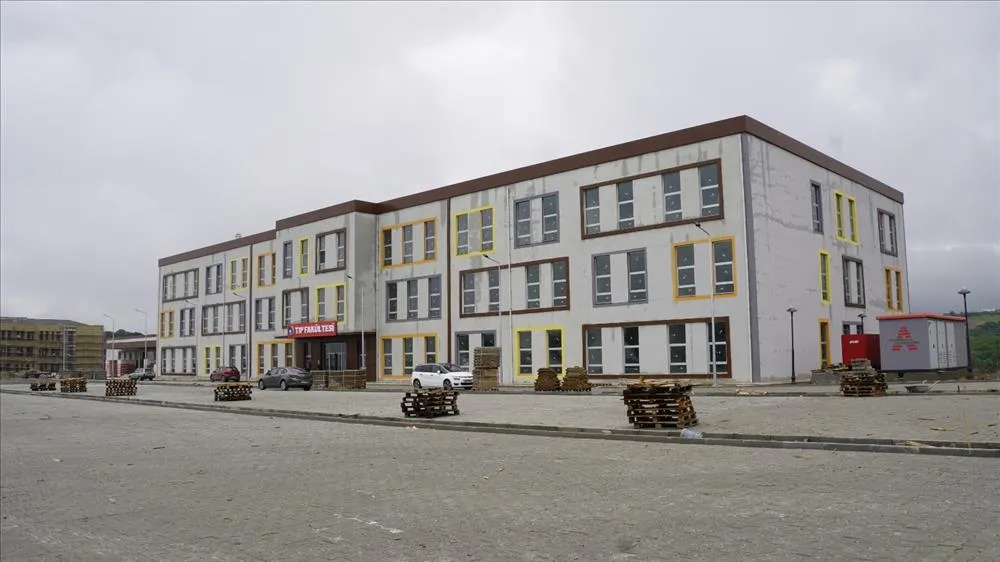 Yalova Üniversitesi Tıp Fakültesi